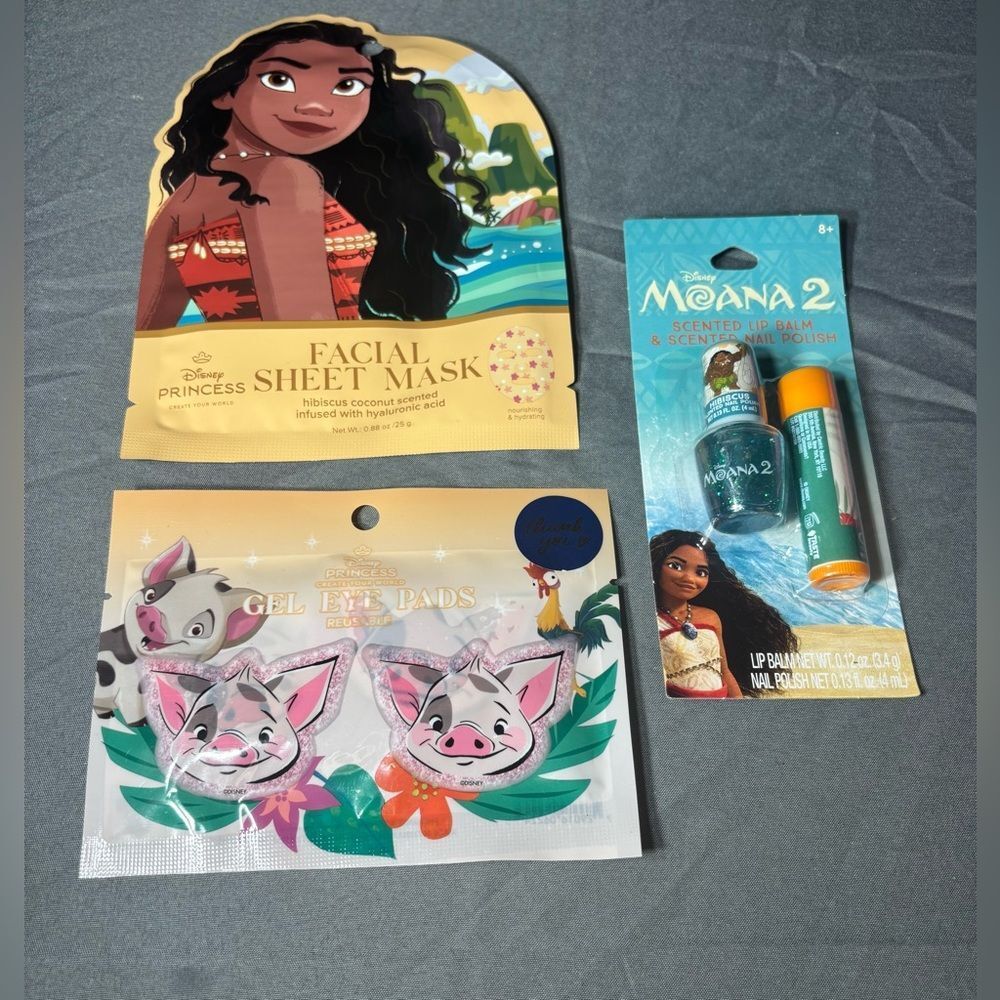 3 pc New Disney Moana Theme Beauty Bundle NWT